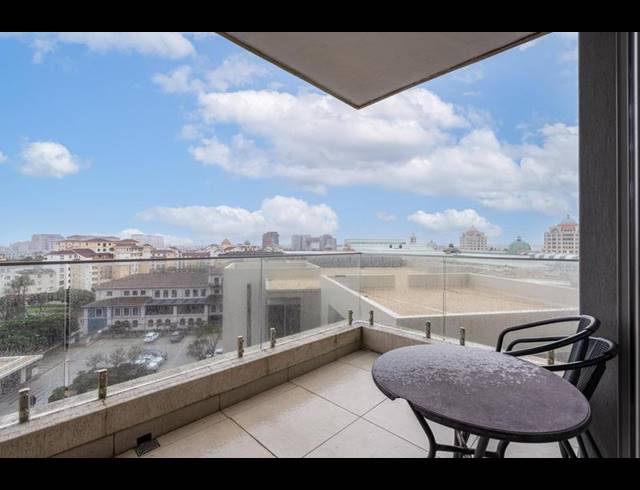 2 BEDROOM APARTMENT FOR SALE IN CENTURY CITY